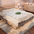 Celtic Crest Gaelic Library Blanket | Irish Heritage logo, Celtic knot