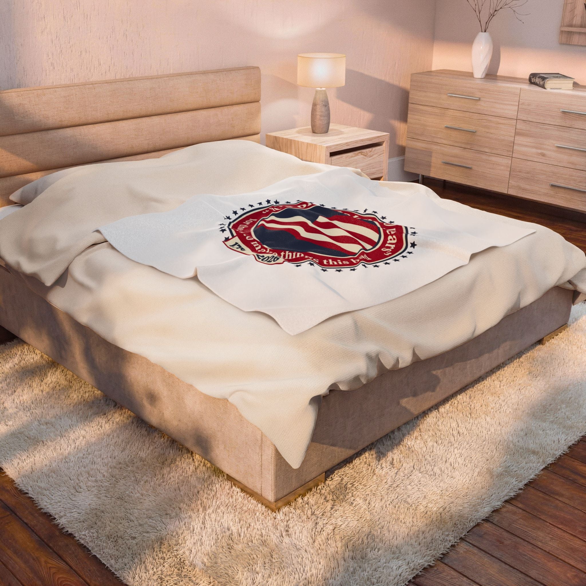 USA 250 Commemorative Velveteen Plush Blanket | 1776–2026, vintage distressed Americana